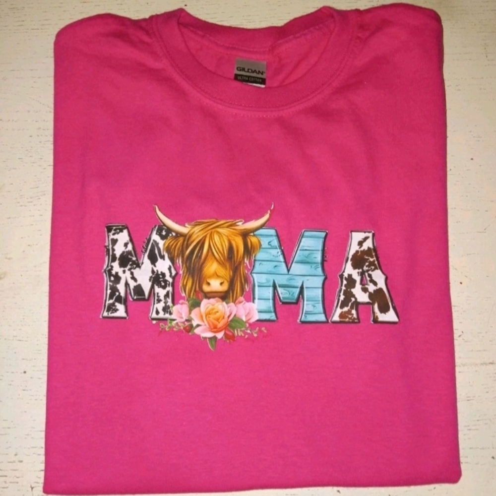 NEW! Highland Cow Mama Gildan Women's  Graphic T Shirt Sz Small
